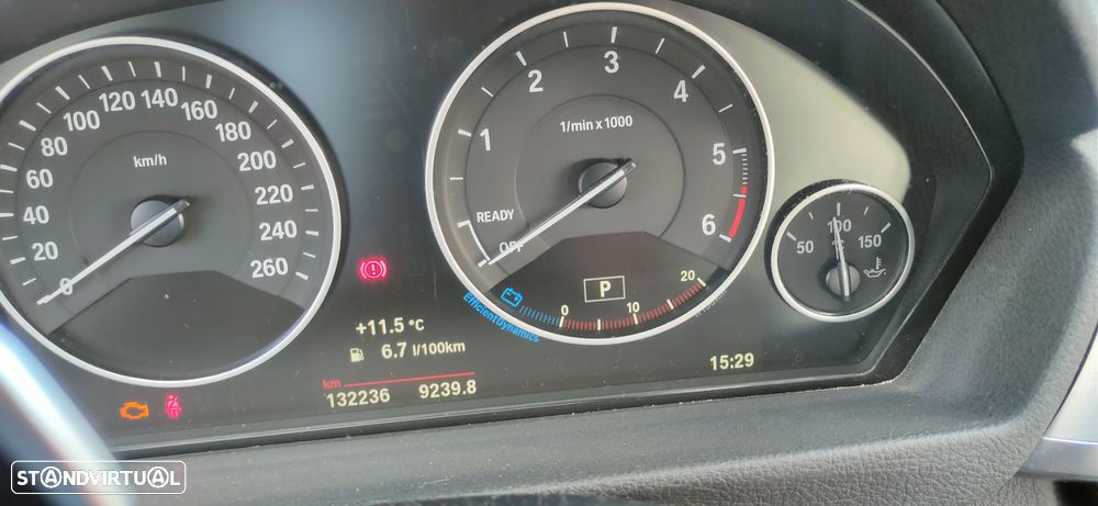 BMW 320 d Line Luxury Auto - 7