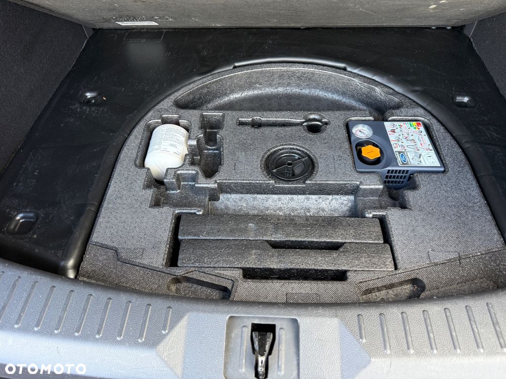 Ford Kuga 2.0 TDCi 2x4 Individual - 33