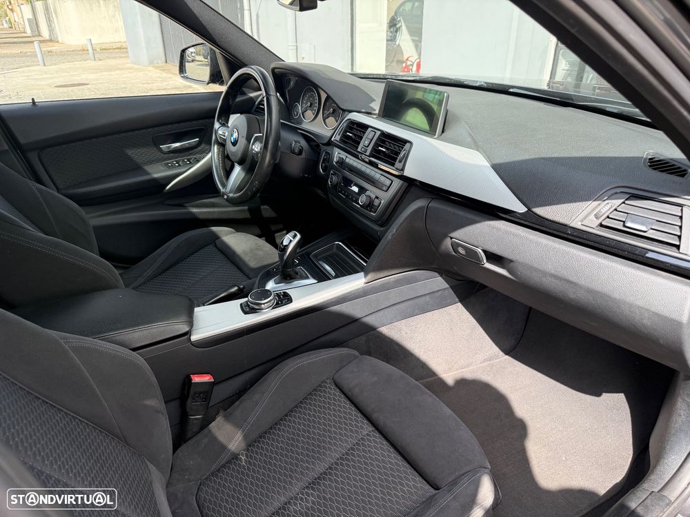 BMW 320 d Auto Pack M - 18