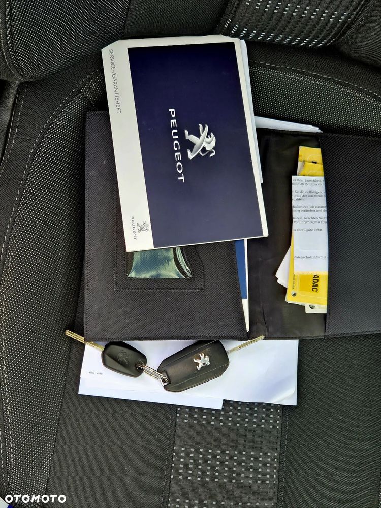 Peugeot 308 BlueHDi 150 EAT6 Stop & Start Business-Line - 26