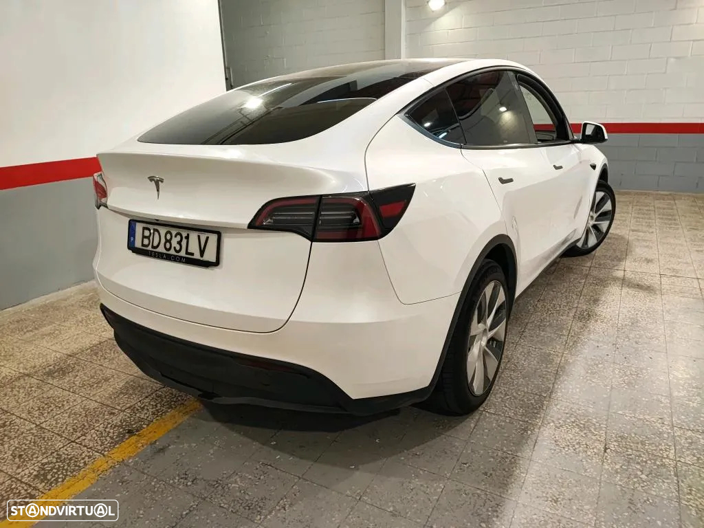 Tesla Model Y Tração Traseira - 3