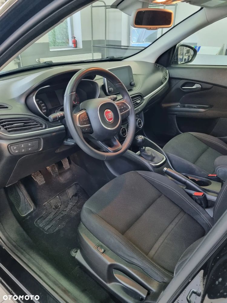 Fiat Tipo 1.4 T-Jet 16v Lounge - 9