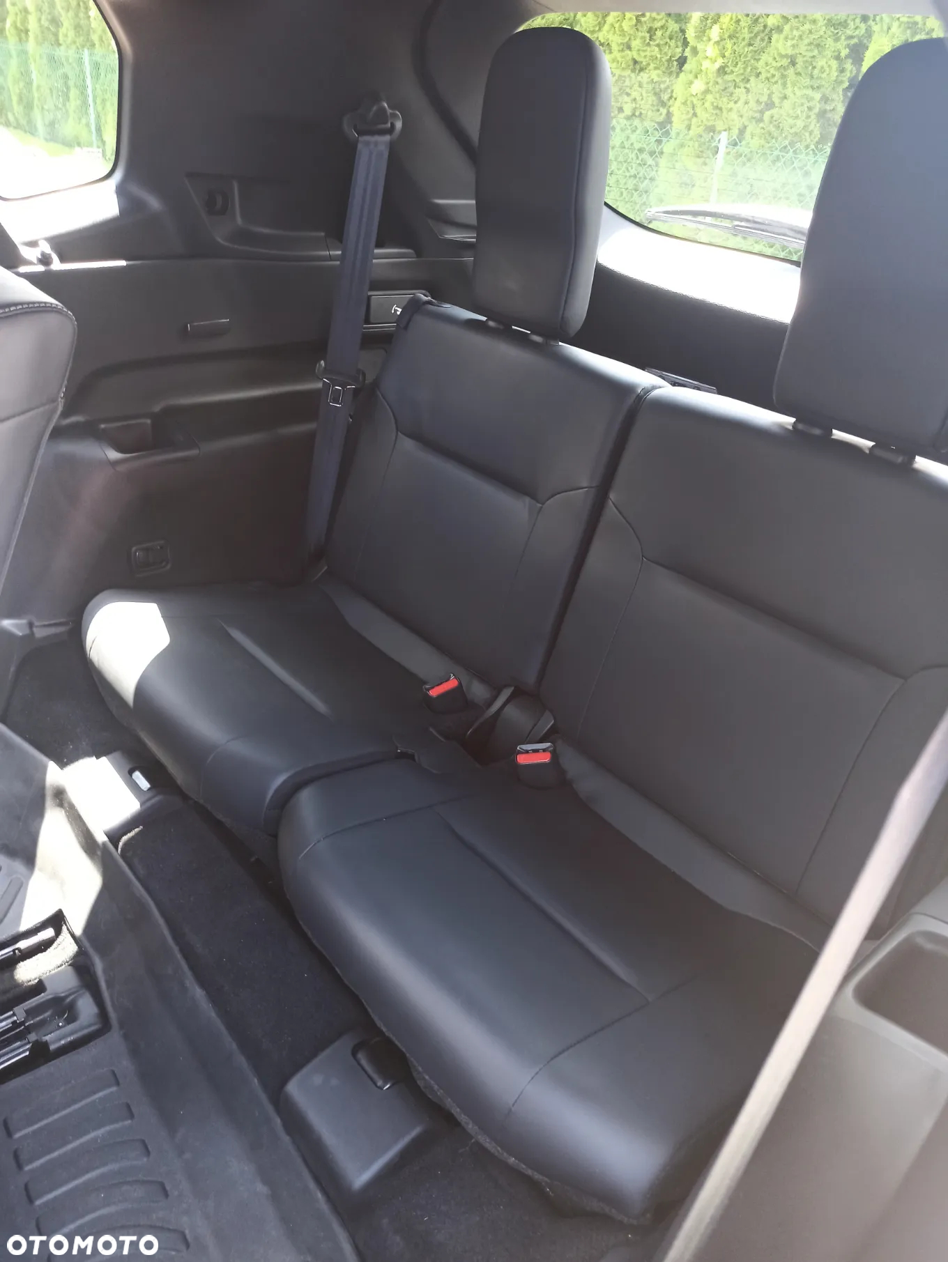 Mitsubishi Outlander - 22