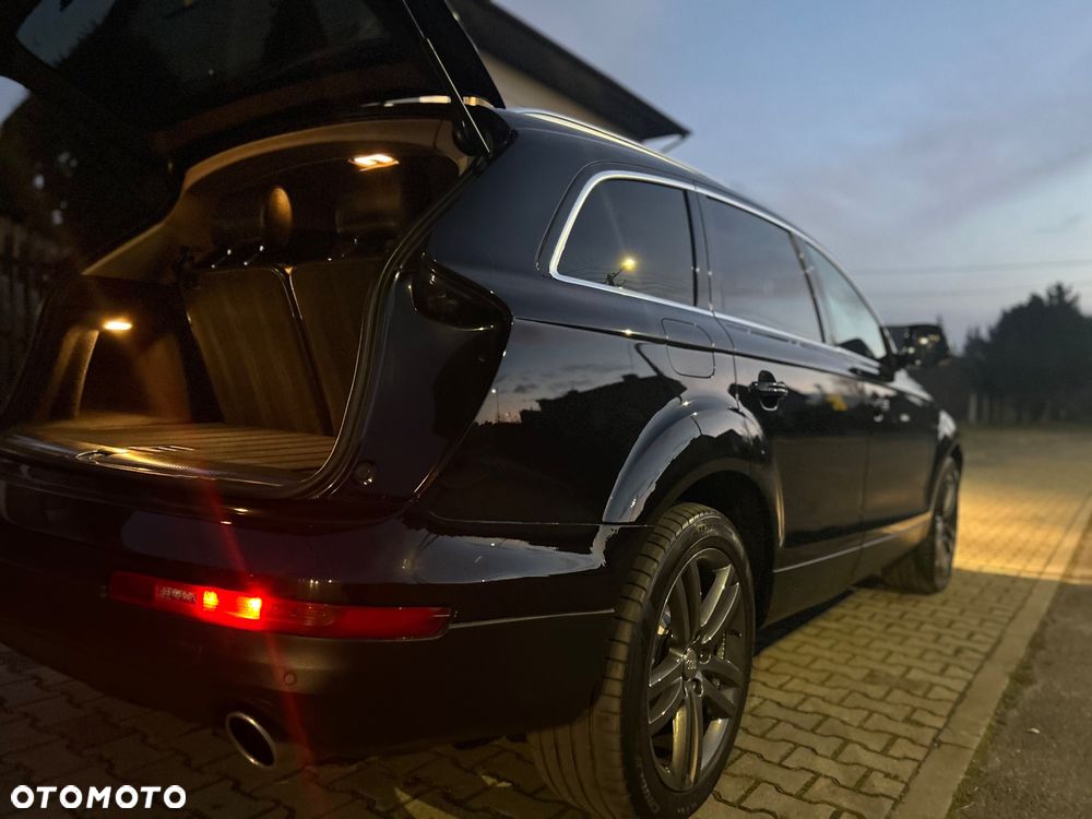 Audi Q7 - 12