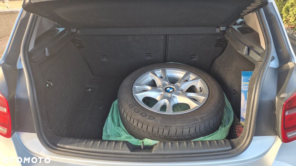BMW Seria 1 116d DPF - 10