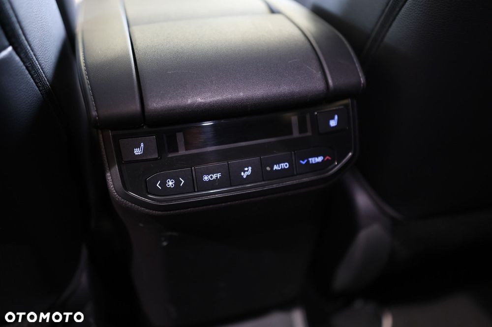 Toyota Highlander - 26