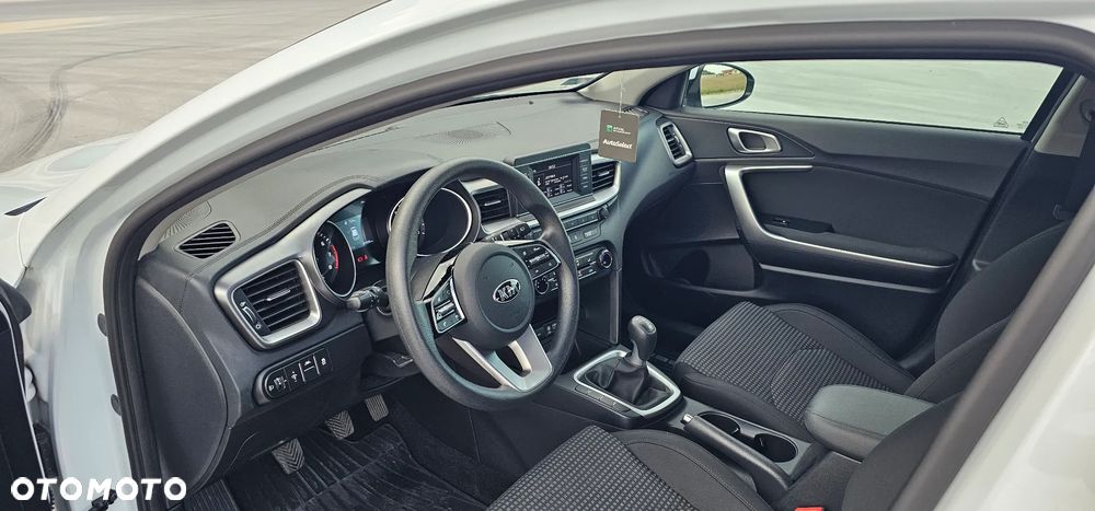 Kia Ceed 1.4 M - 9