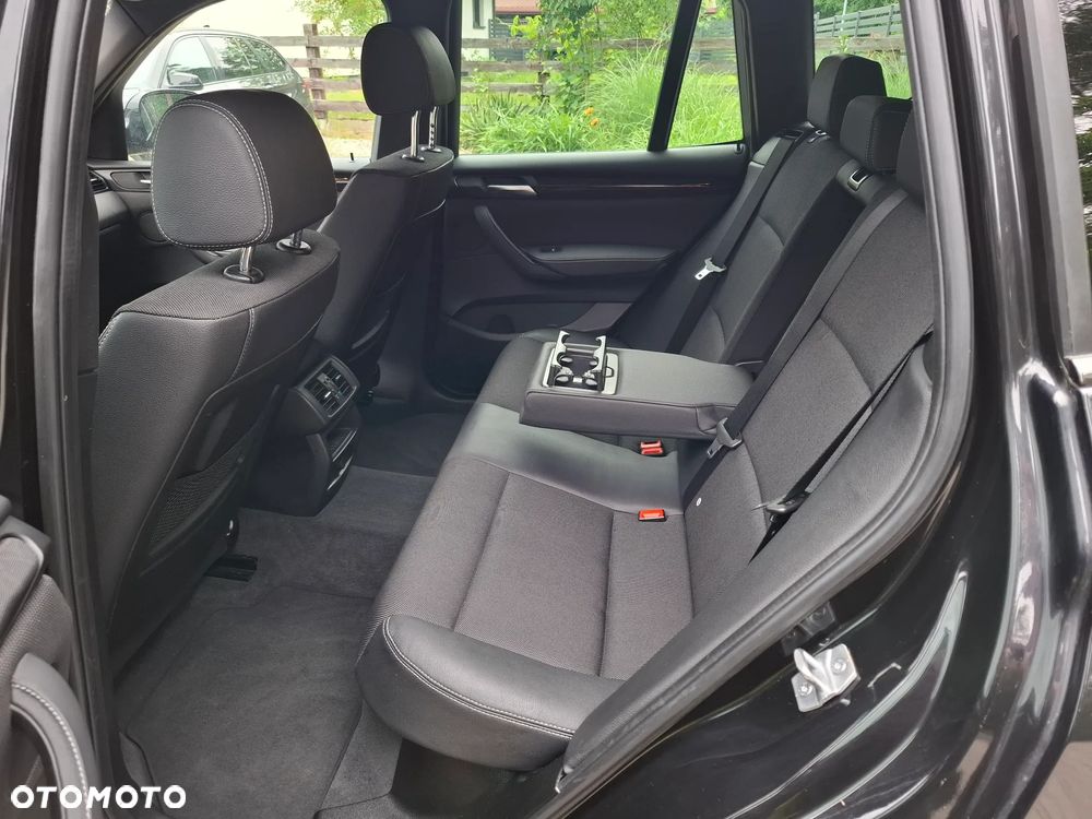 BMW X3 xDrive20i - 17