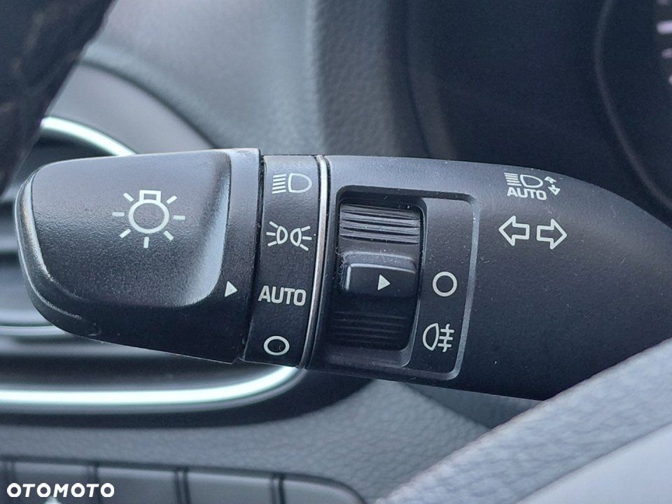 Hyundai i30 - 23