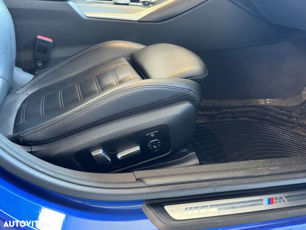 BMW Seria 3 320d Aut. M Sport - 16