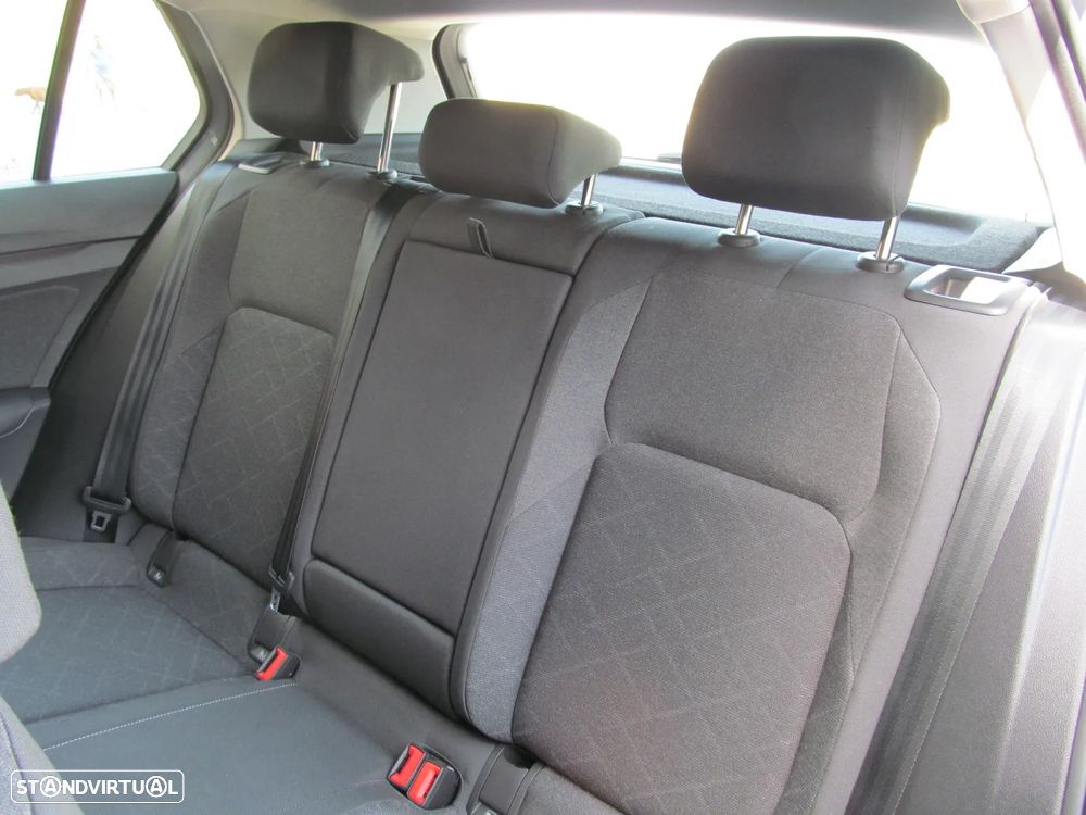 VW Golf 1.0 TSI Confortline - 14
