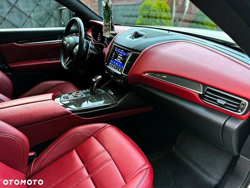 Maserati Levante - 24