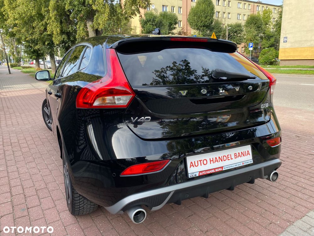 Volvo V40 D3 Geartronic RDesign - 15