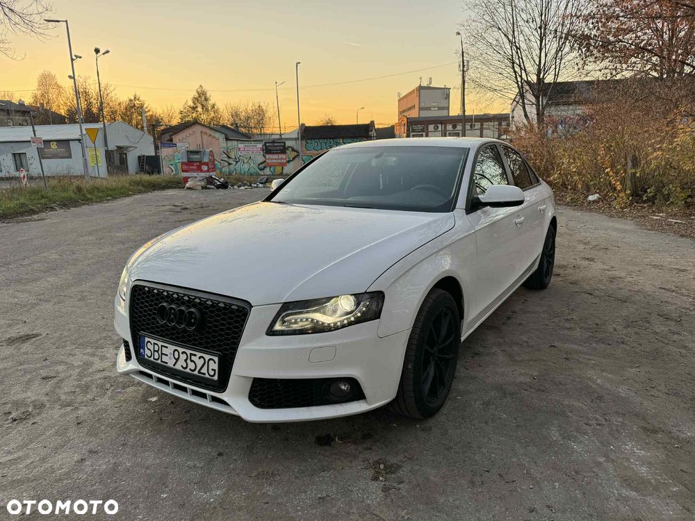Audi A4 Limousine - 1