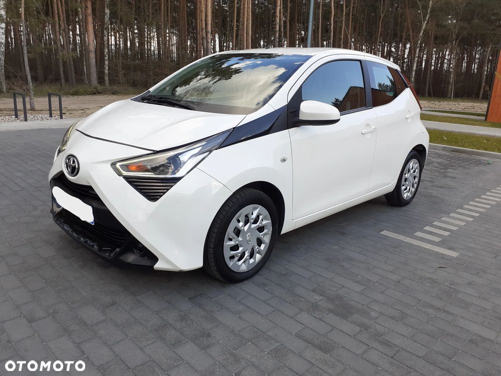 Toyota Aygo x-play connect