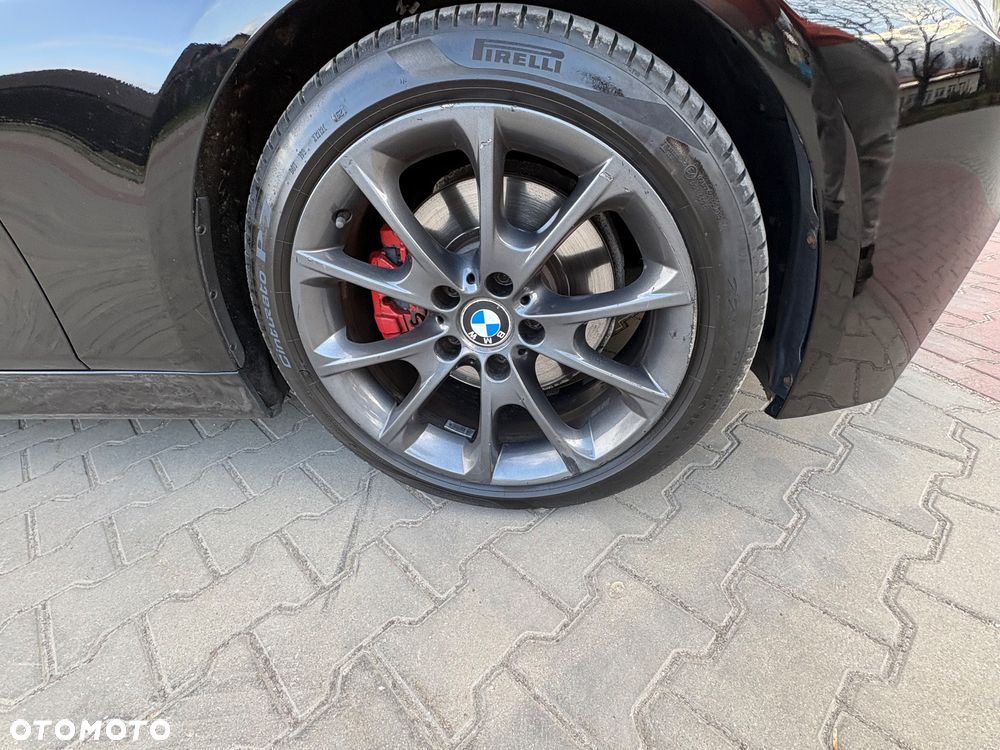 BMW Seria 3 330d M Sport - 11