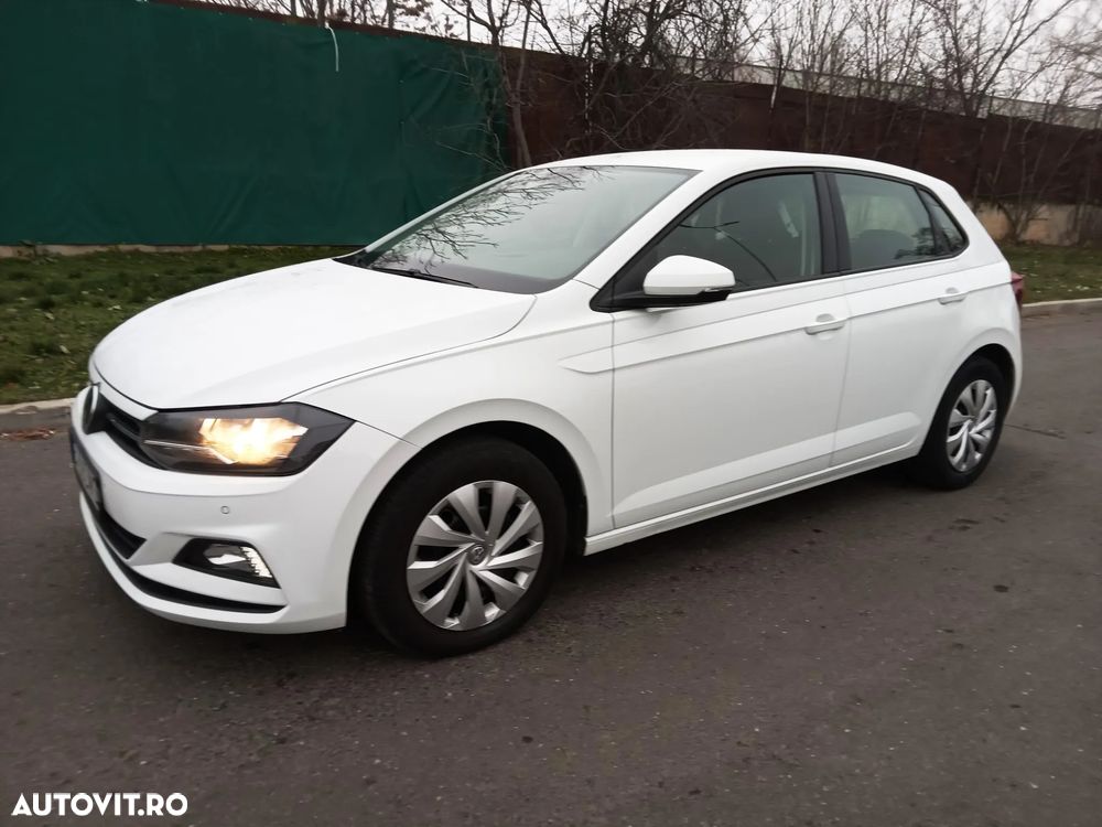Volkswagen Polo 1.6 TDI Comfortline - 1