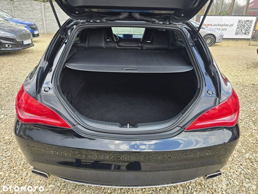Mercedes-Benz CLA - 27