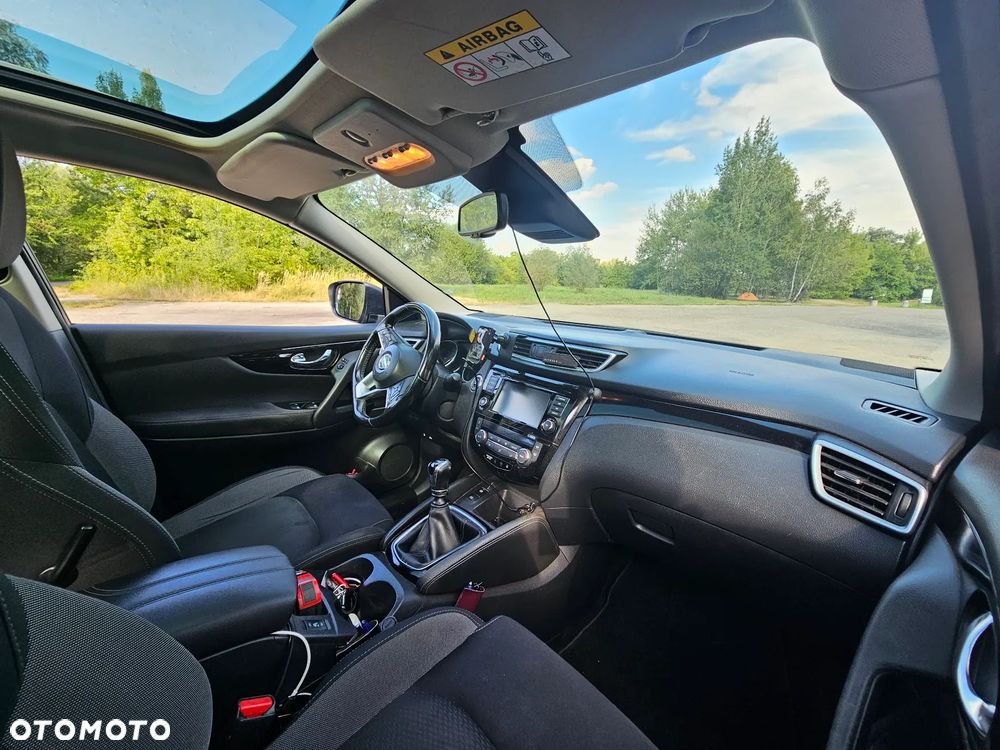 Nissan Qashqai 1.3 DIG-T N-Connecta - 19