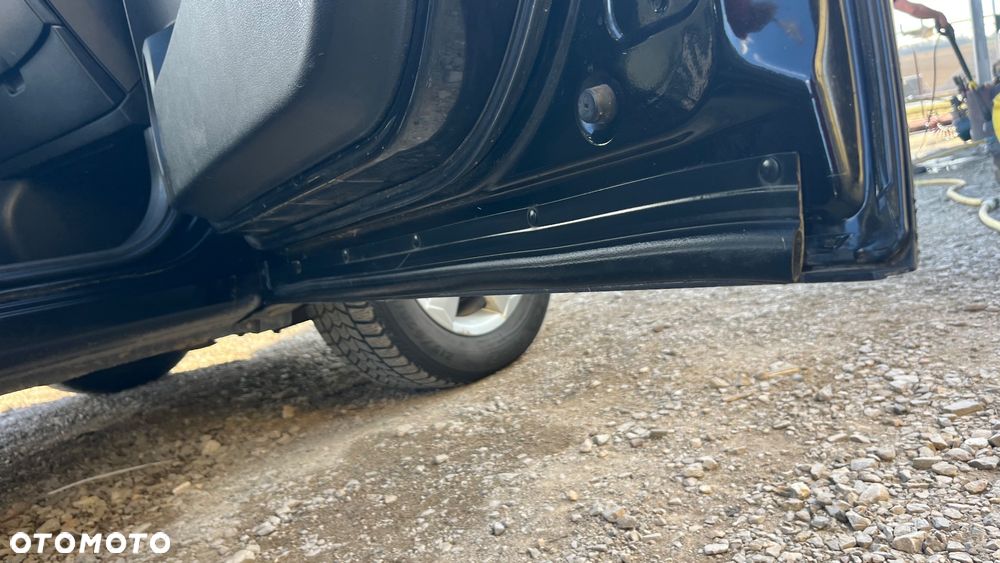 Nissan Qashqai 2.0 dCi Visia - 17