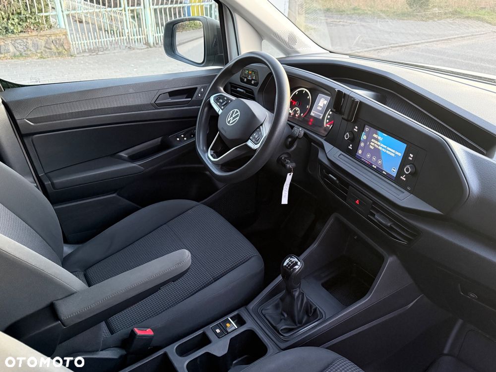 Volkswagen Caddy - 23