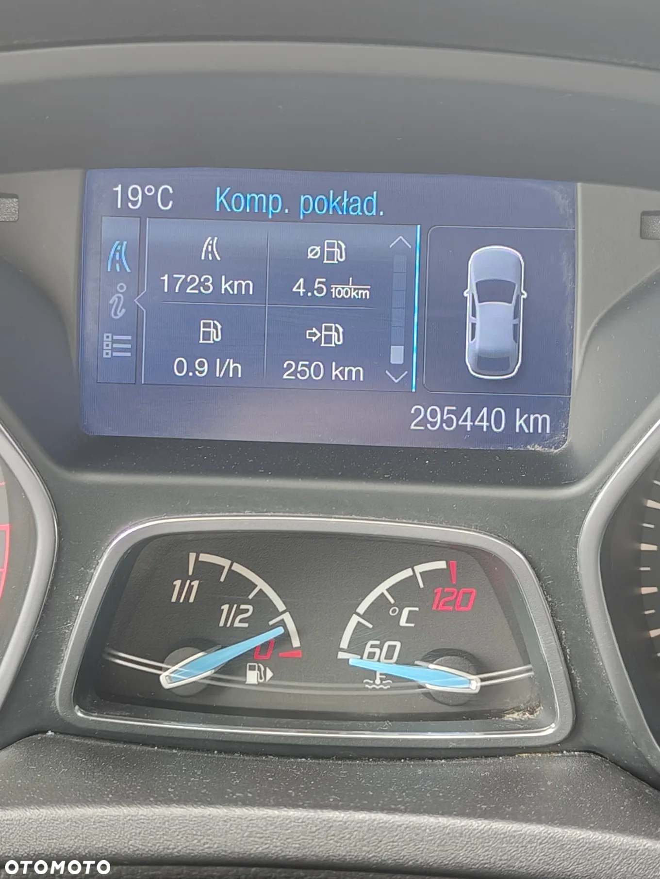 Ford Focus 1.6 TDCi Titanium ECOnetic - 9