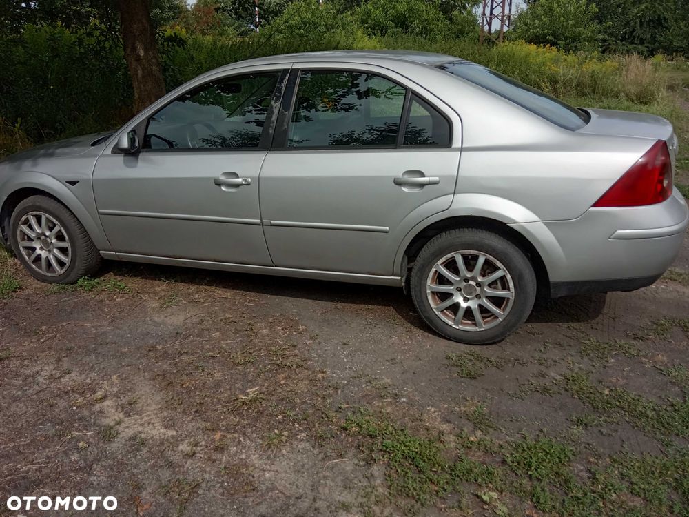 Ford Mondeo - 4