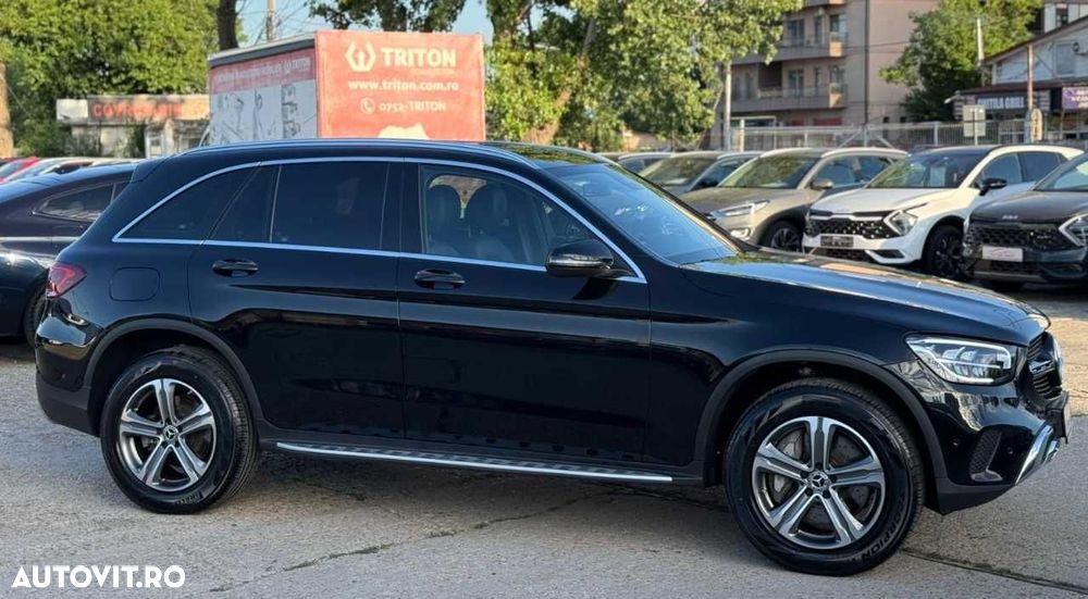 Mercedes-Benz GLC - 12