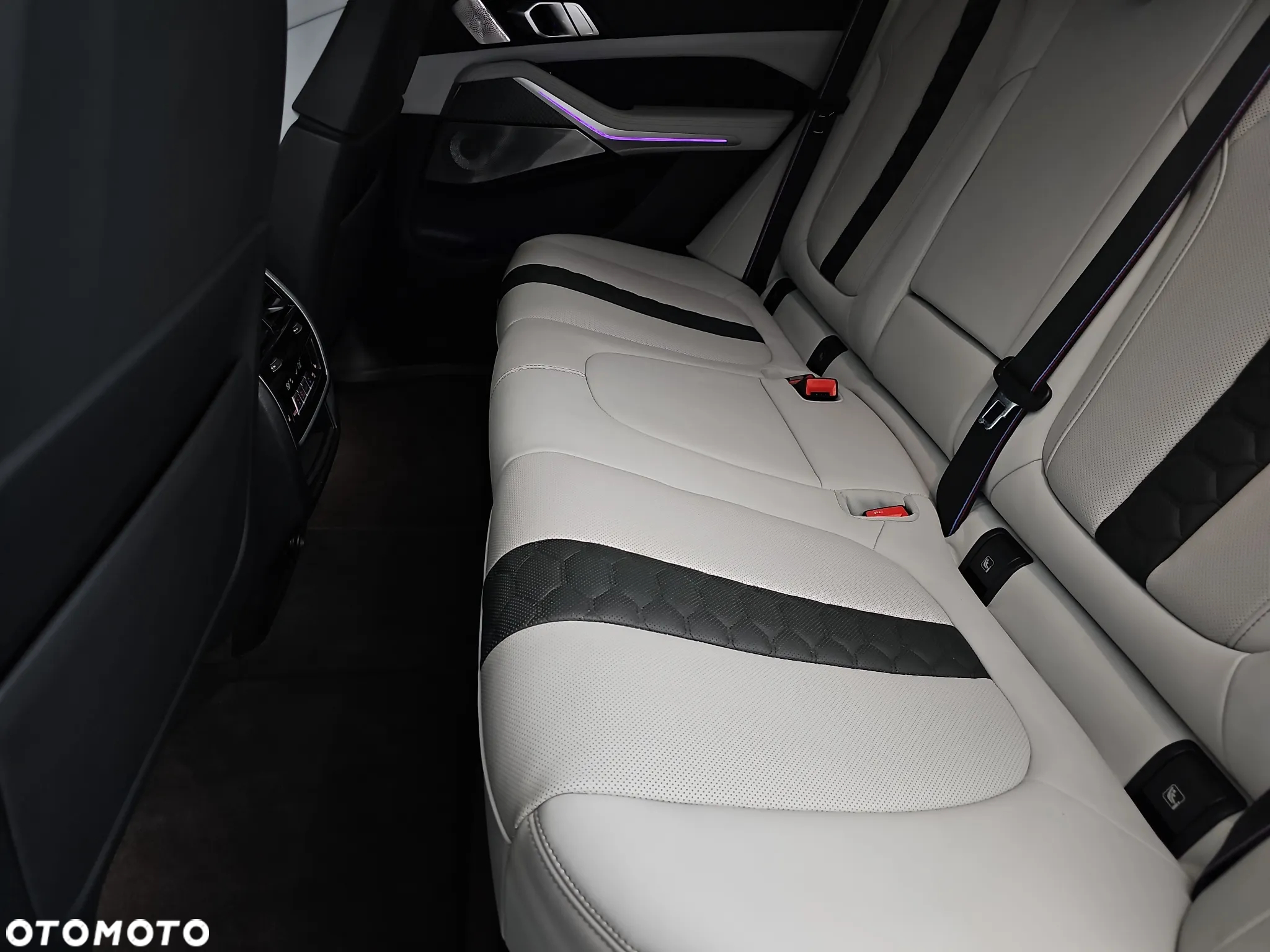 BMW X5 M Competition - 19