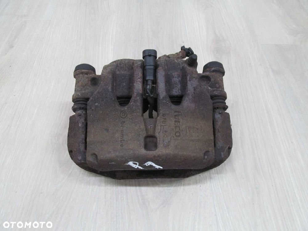 IVECO DAILY IV LIFT 06-14 35C 50C ZACISK HAMULCOWY PRZOD PRAWY - 1