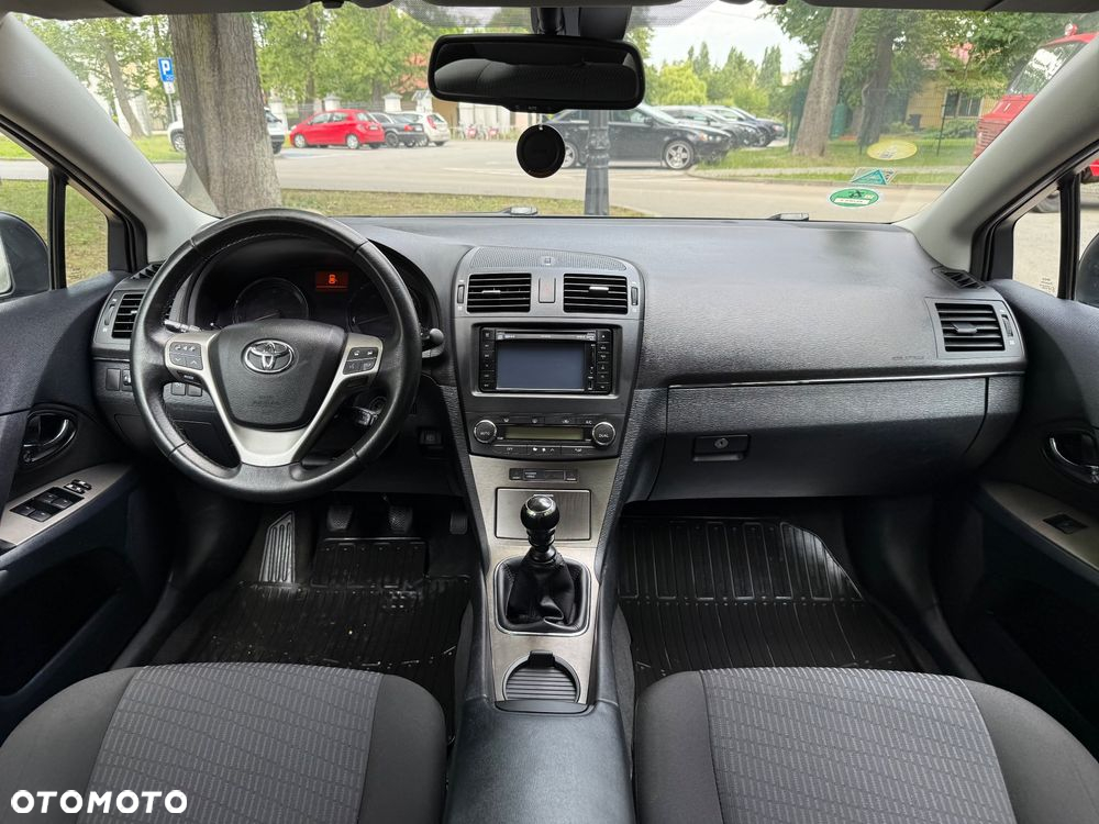 Toyota Avensis 2.0 Prestige NAVI - 22