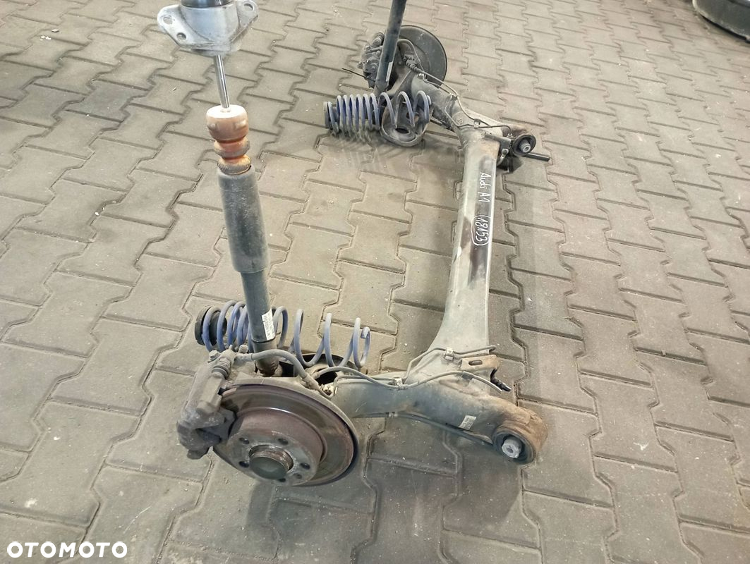 AUDI A1 1.4 TFSI ZAWIESZENIE BELKA TYŁ TYLNE - 3