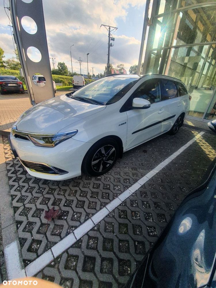Toyota Auris Hybrid 135 Prestige - 1