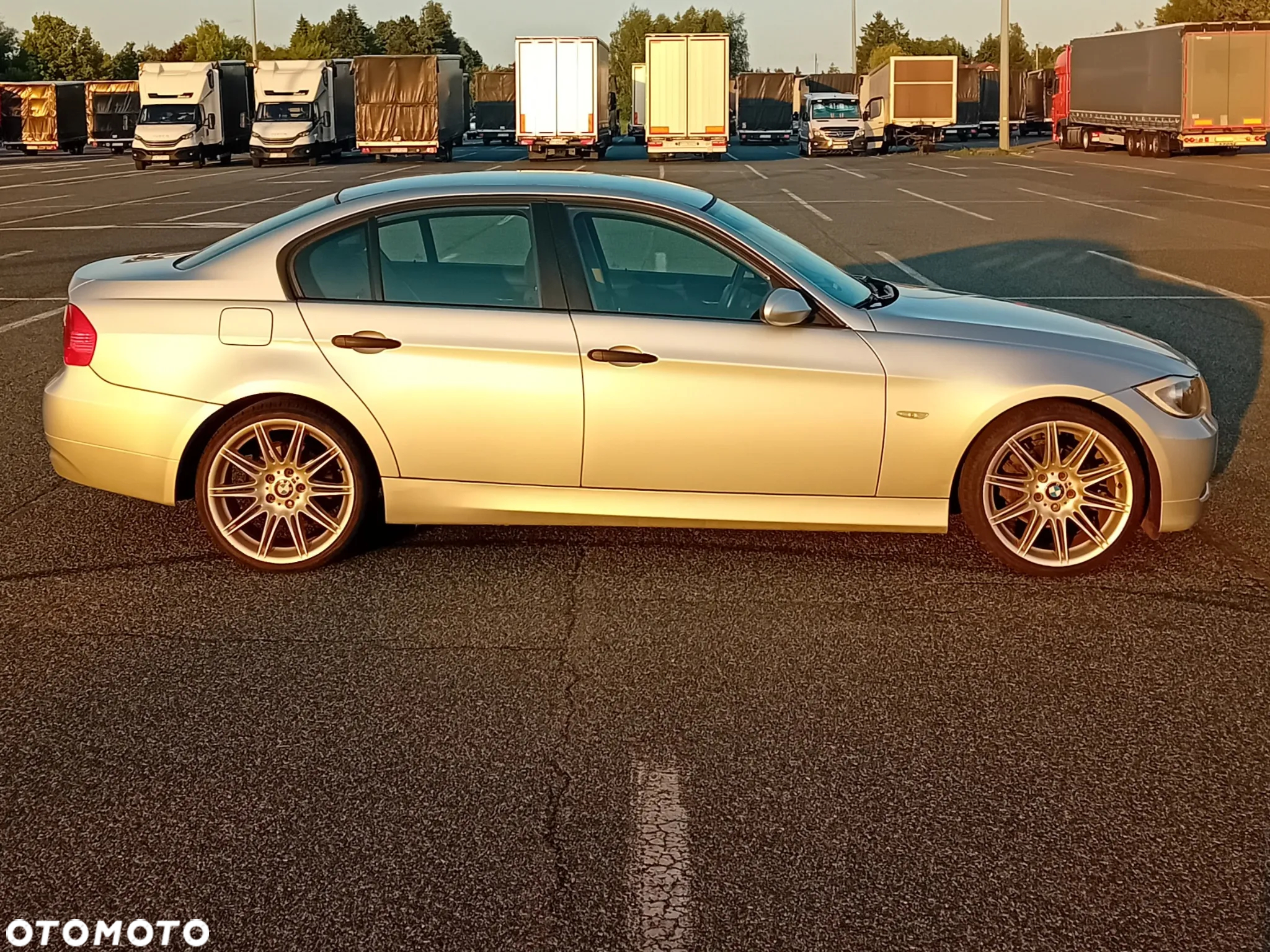 BMW Seria 3 318d - 18