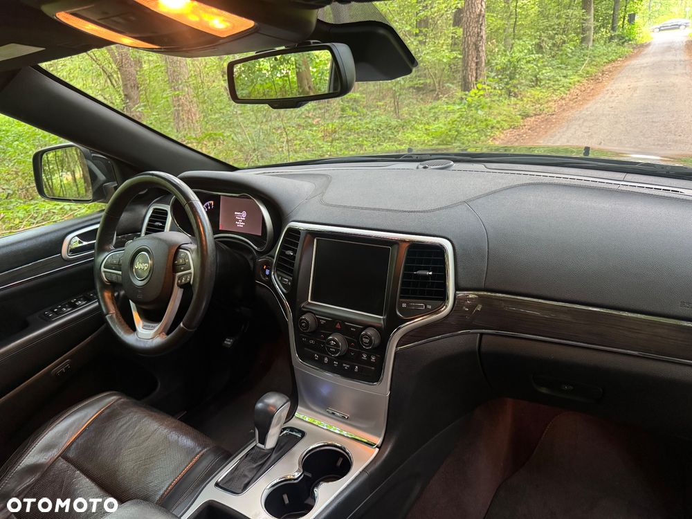 Jeep Grand Cherokee 3.6 V6 Overland - 21
