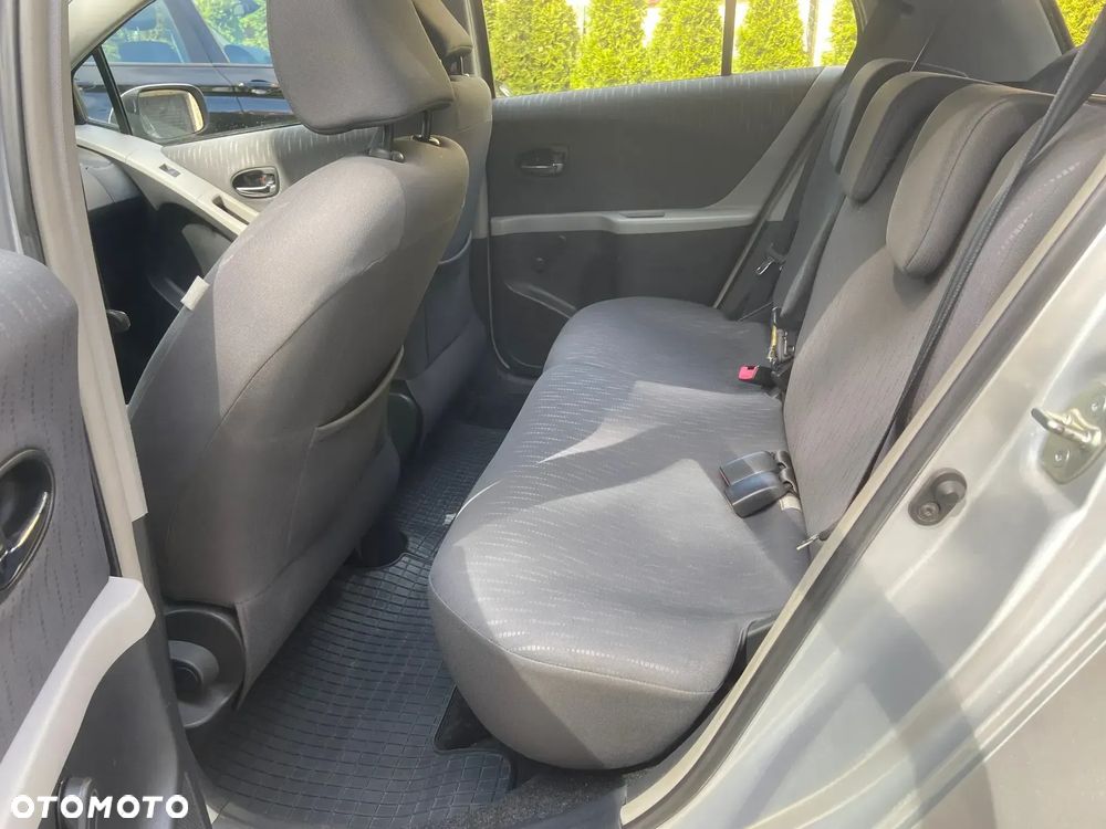Toyota Yaris 1.33 Luna - 12