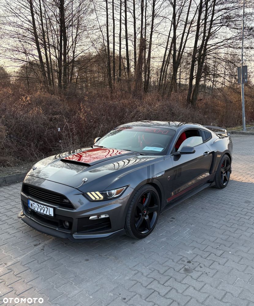 Ford Mustang - 3