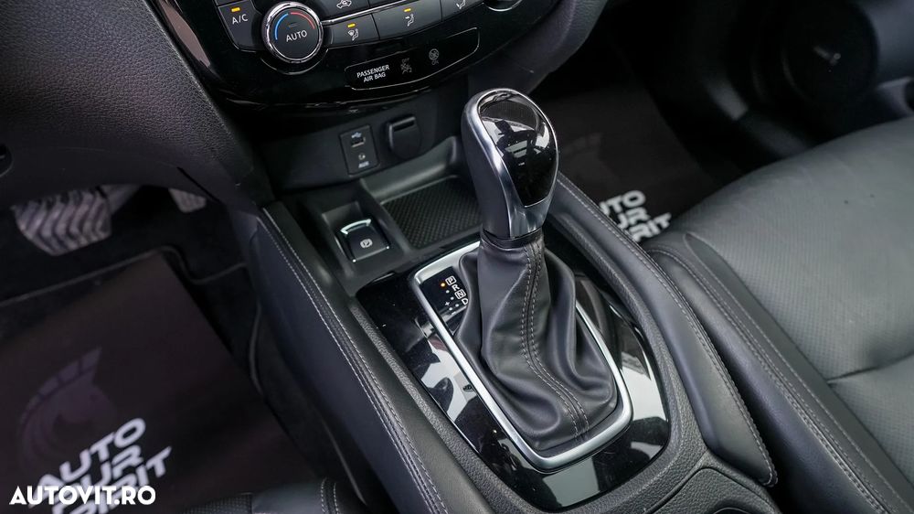 Nissan X-Trail 1.6 dCi Xtronic Tekna - 17