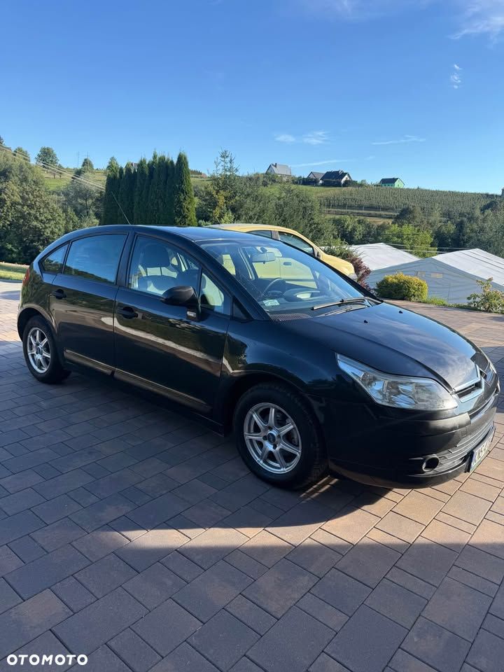 Citroen C4 2006 photo 3