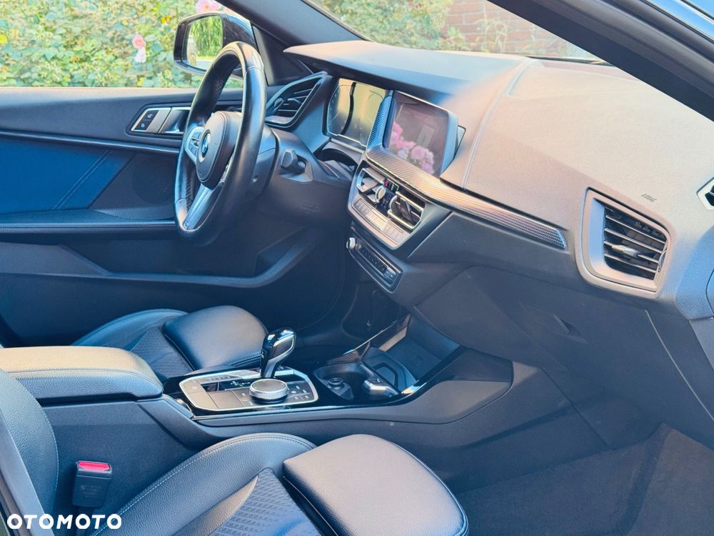 BMW Seria 2 218i M Sport - 26