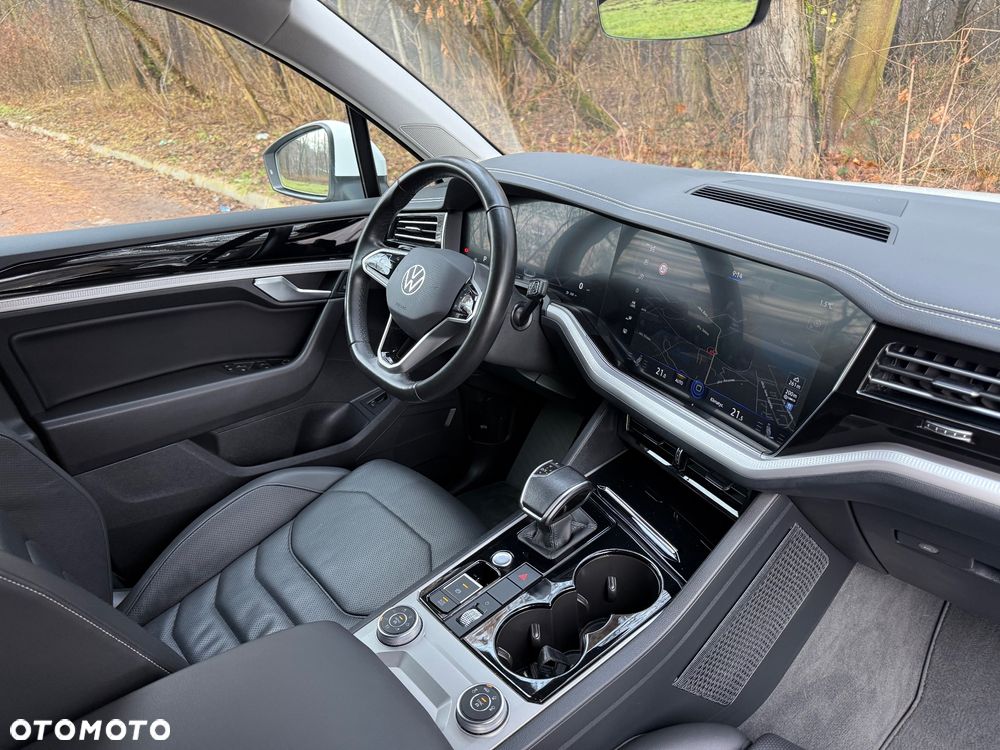 Volkswagen Touareg 3.0 V6 TDI SCR 4Mot - 13