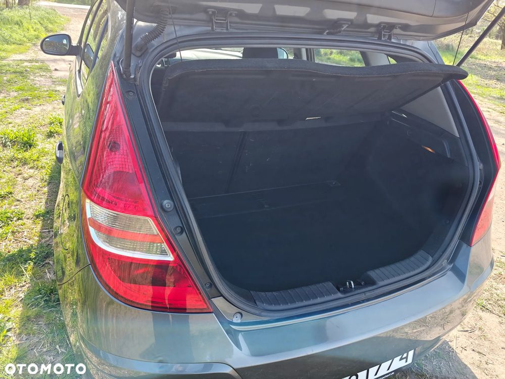 Hyundai i30 1.4 Classic + EU5 - 23