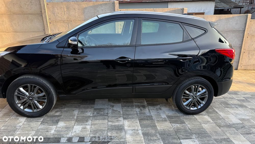 Hyundai ix35 1.6 2WD Fifa World Cup Edition - 11