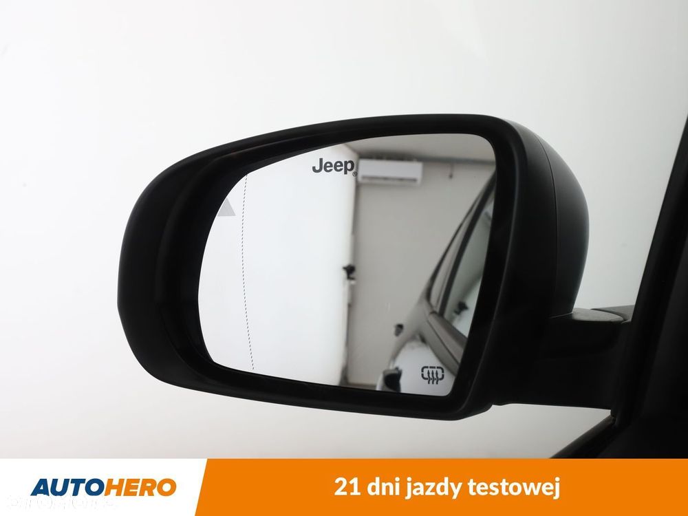 Jeep Compass - 34