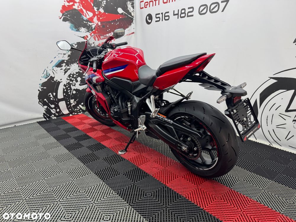 Honda CBR - 6