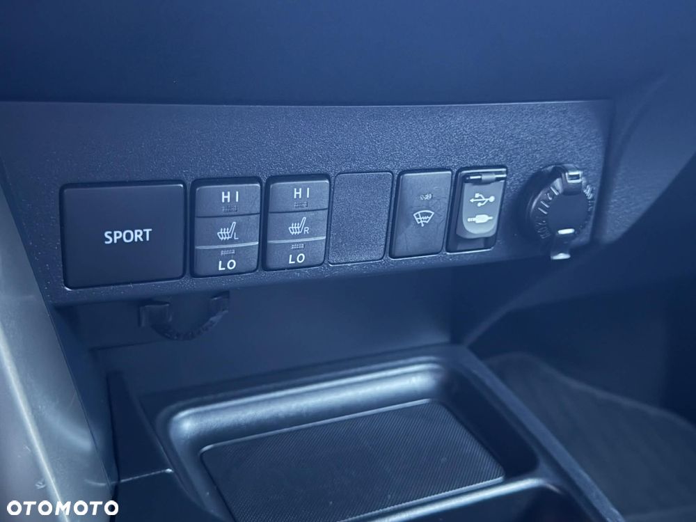 Toyota RAV4 2.0 Premium - 13