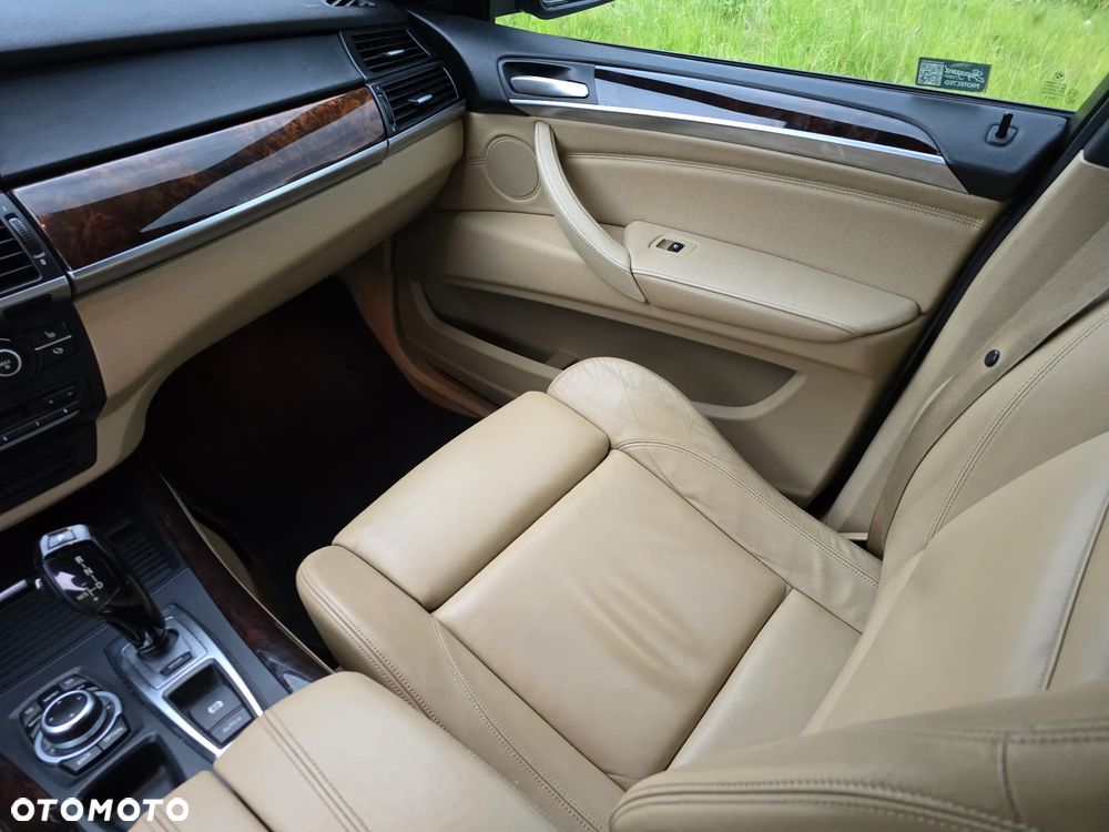 BMW X5 xDrive35d - 17