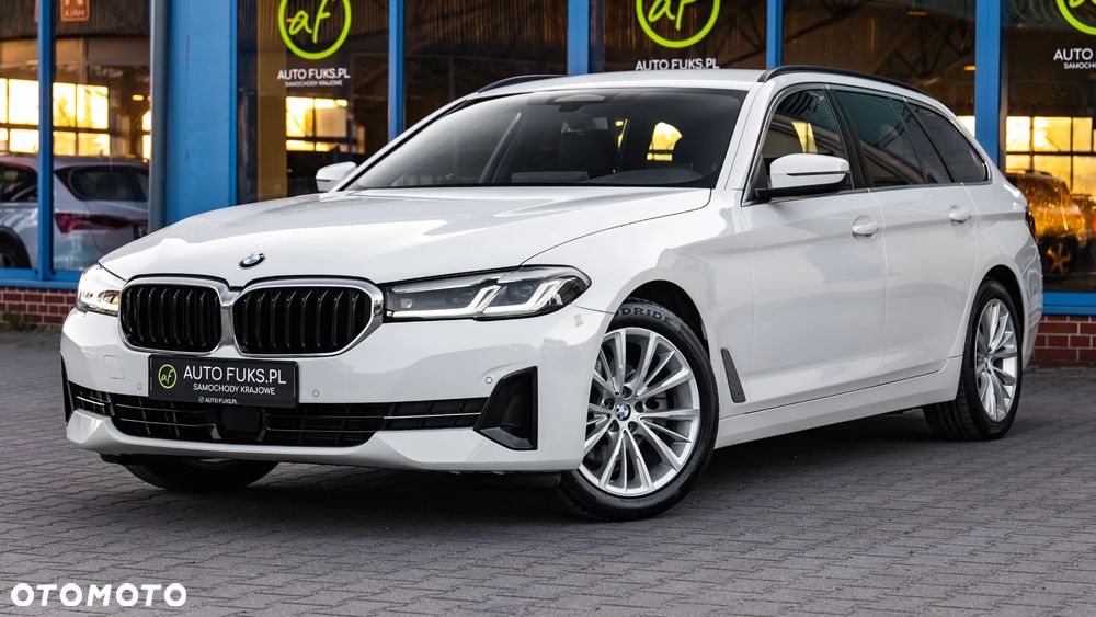 BMW Seria 5 520d xDrive Sport - 2