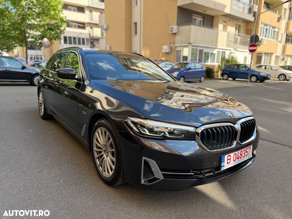 BMW Seria 5 530e xDrive Aut. Luxury Line - 3