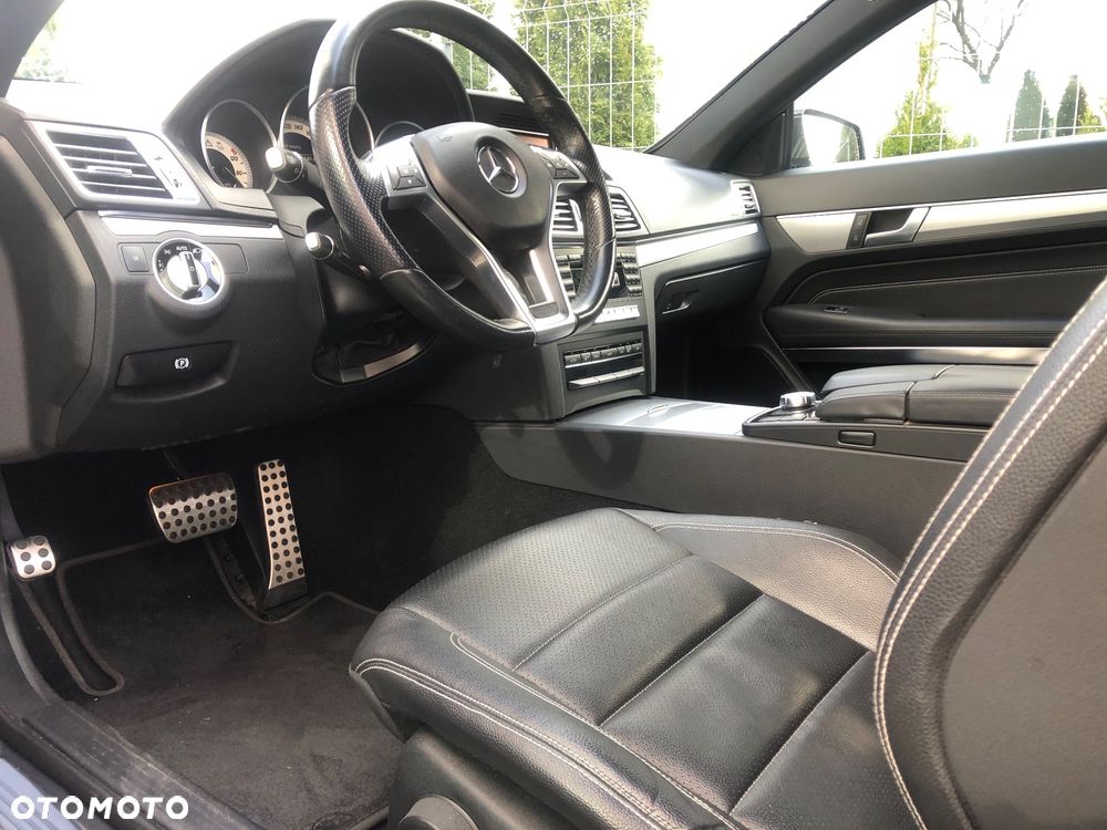 Mercedes-Benz Klasa E 250 Coupe 7G-TRONIC - 19